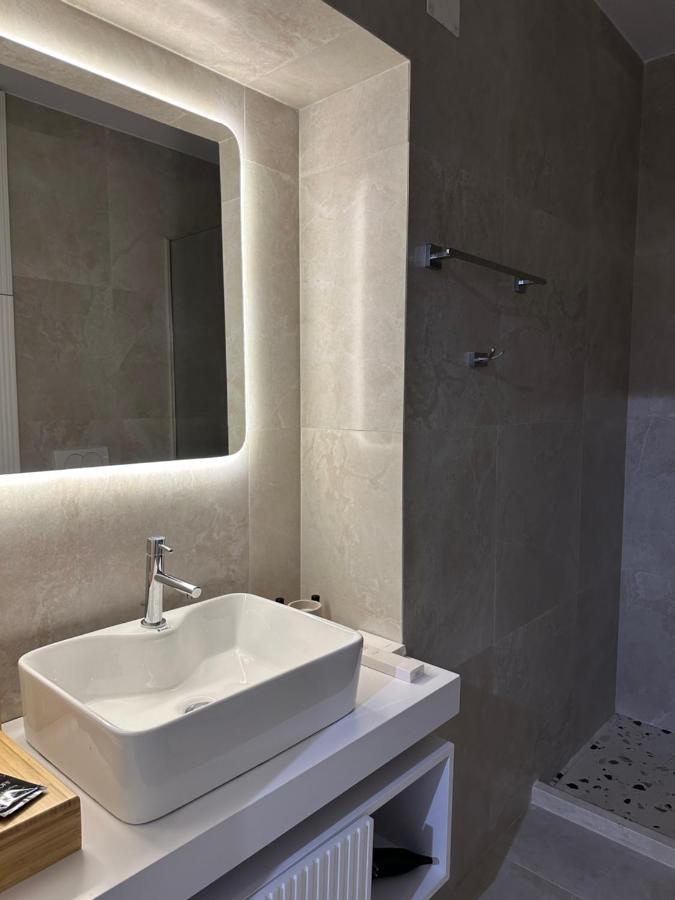 4Seasonsgea , New Modern Apartment In Tirana Eksteriør billede
